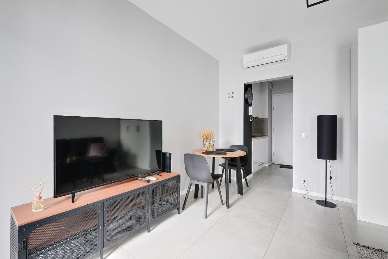 Targowa 10 Luxury Studio Apartment Варшава Екстериор снимка